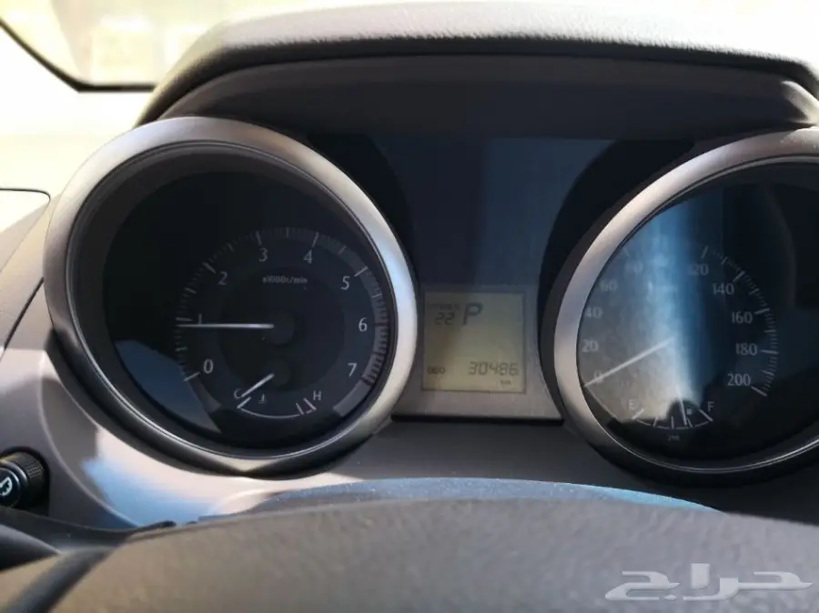 سيارة تويوتا برادو 2015 للبيع  (image 7)