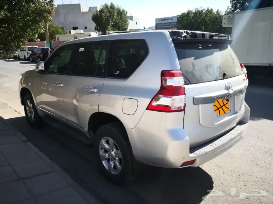 سيارة تويوتا برادو 2015 للبيع  (image 10)