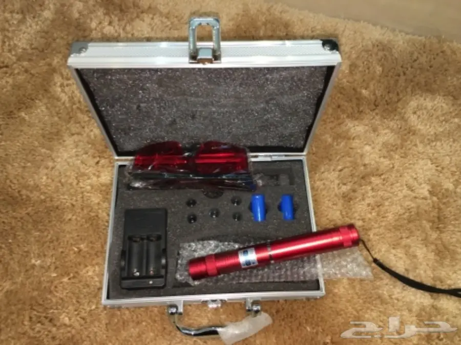 ليزر ازرق حارق