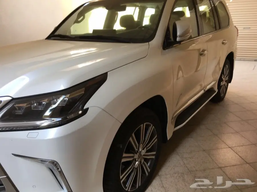 لكزس 2017 كامل المواصفات  (image 1)