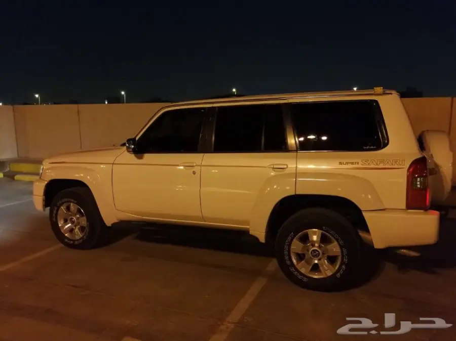 للبيع سوبر سفاري لؤلؤي بدي وكالة  (image 1)