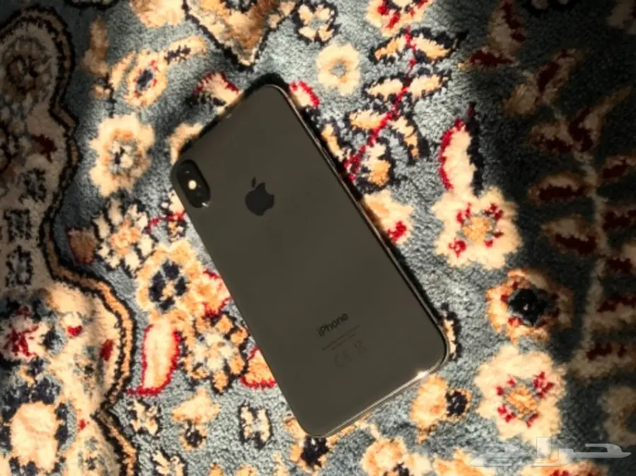 ايفون x 64 اسود  شبه جديد - ضمان زين - جده