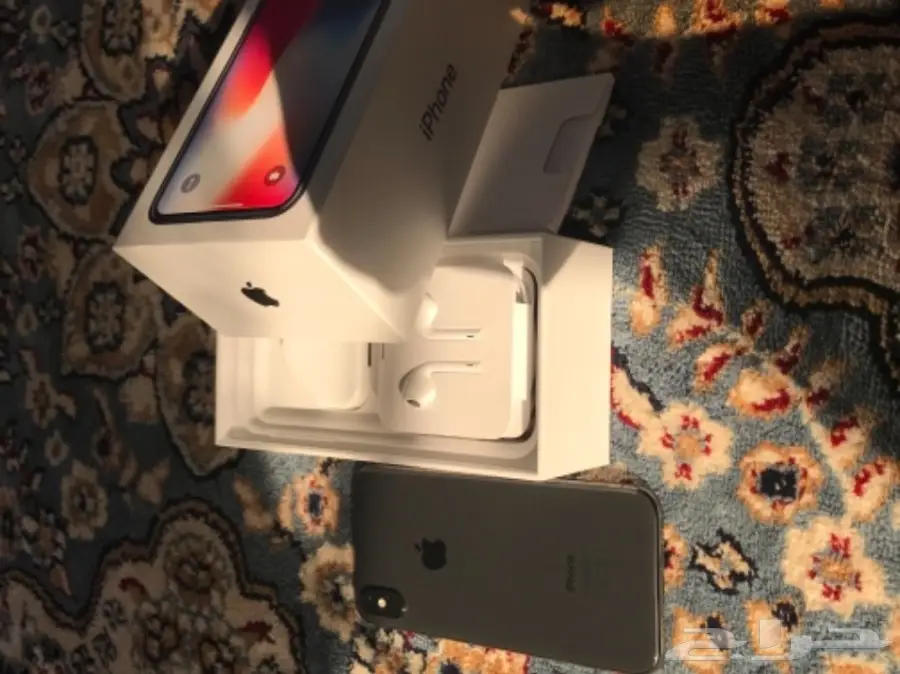 ايفون x 64 اسود  شبه جديد - ضمان زين - جده (image 2)