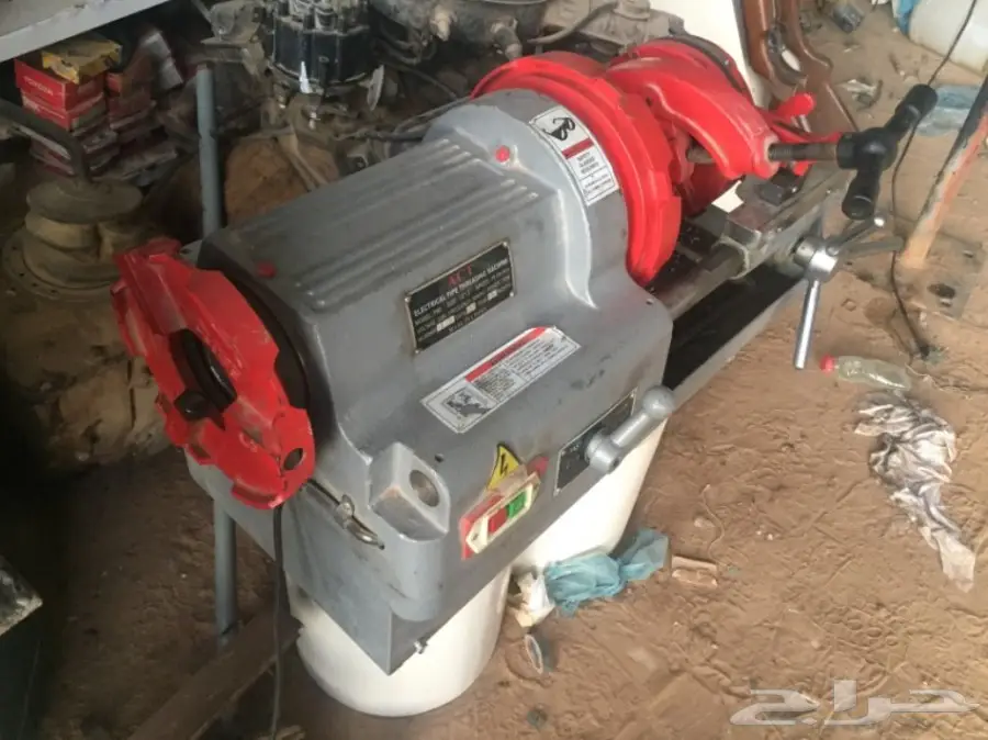 للبيع مكينة تسنين وقص لمواصير الماء  (image 4)