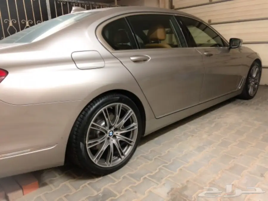 بي ام دبليو موديل 2017 شبه جديدة 730 li 