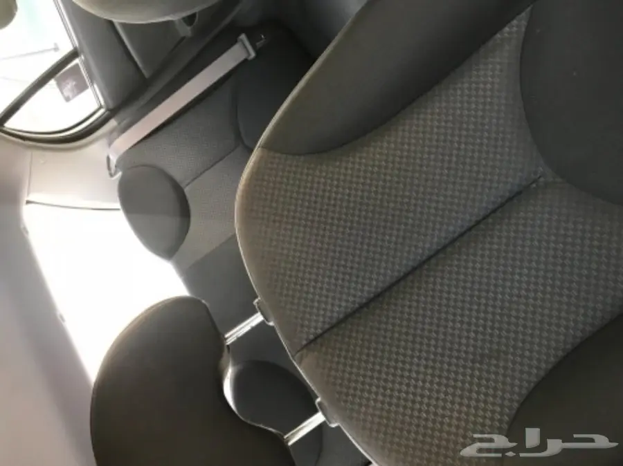 كيا ريو 2013 نظيف استخدم  (image 4)