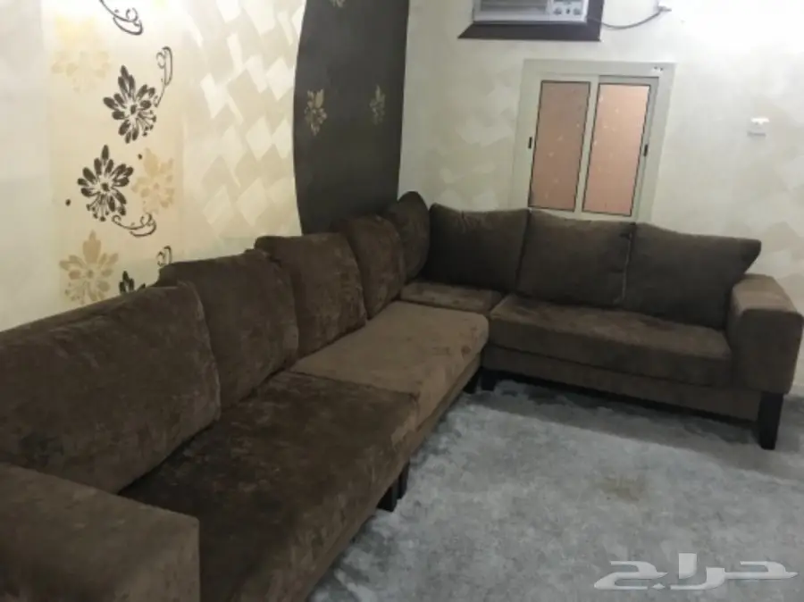 كنب وغرفه نوم للبيع (image 1)