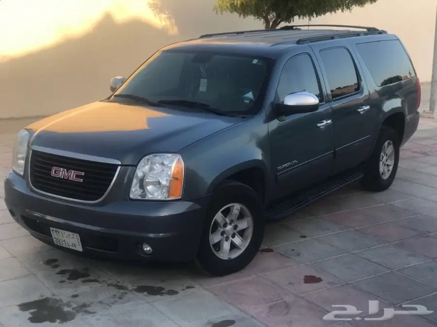 يوكن  بحالة ممتازة  موديل 2010