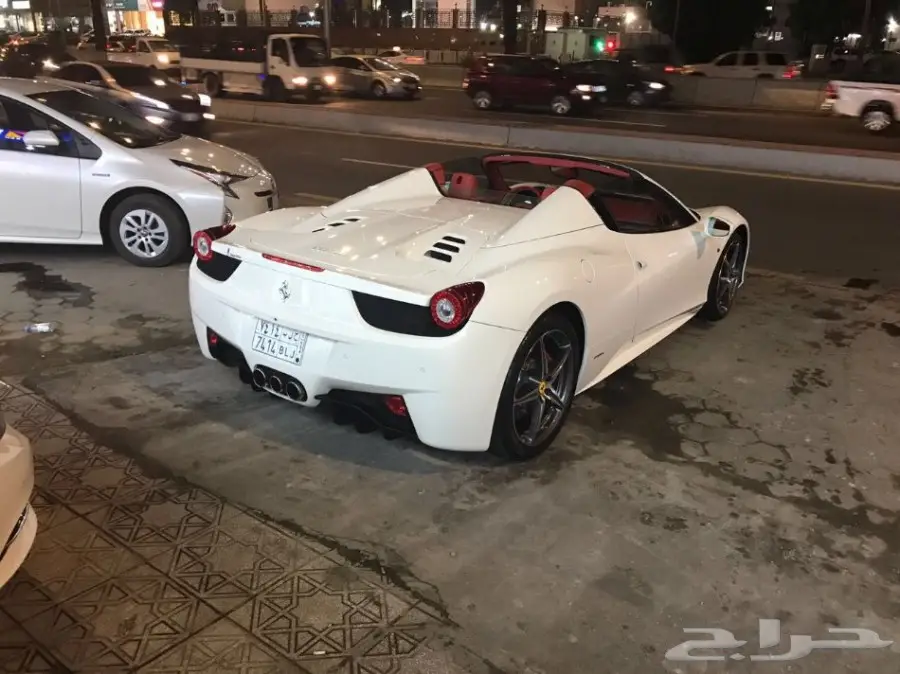 ايجار سيارات فاخرة مع سائق في جدة  (image 1)