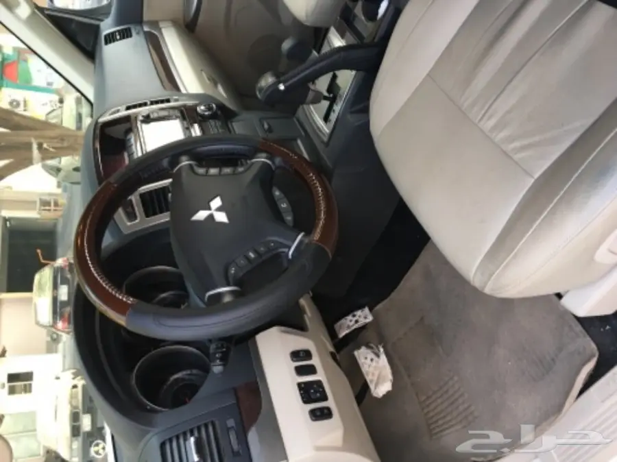 جيب مستوبيشي 2016 علامات ذهبيه برايمي