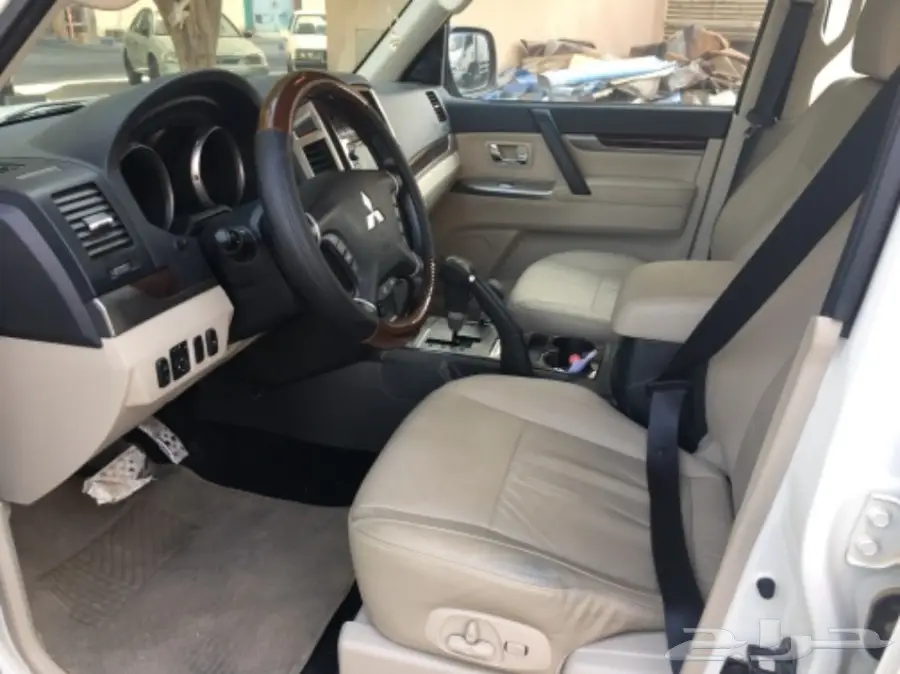 جيب مستوبيشي 2016 علامات ذهبيه برايمي (image 1)