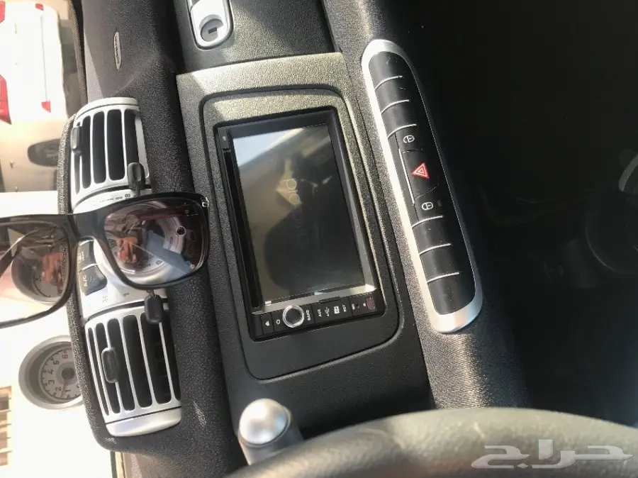 سياره صغيرة الحجم بشكل فضيع موديل 2011 (image 15)