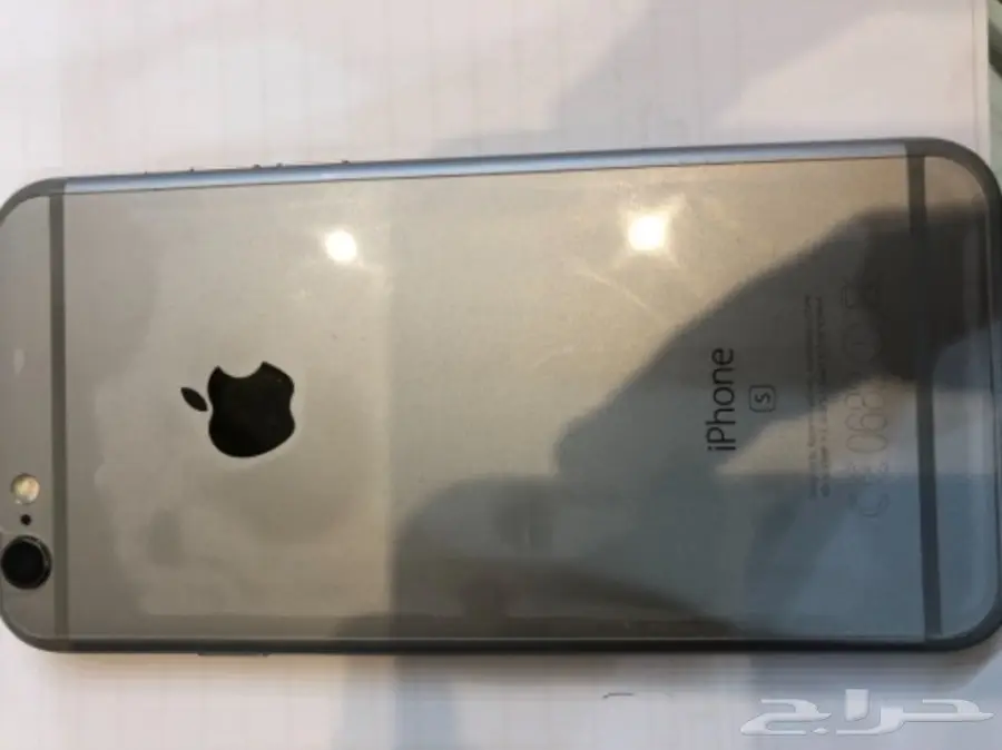 iPhone 6s - 64GB - بحالة ممتازة! (image 1)