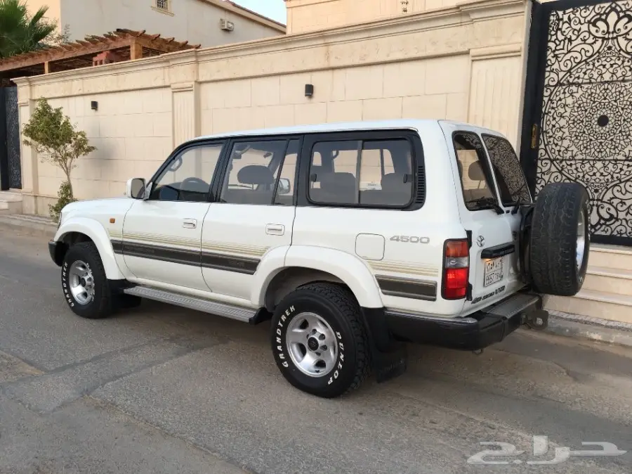 للبيع فكس ار 94 موتر بايكه 