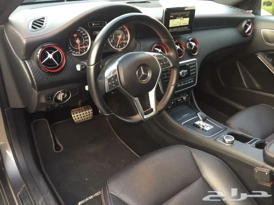 للبيع مرسيدس a45 AMG 2014 (image 1)