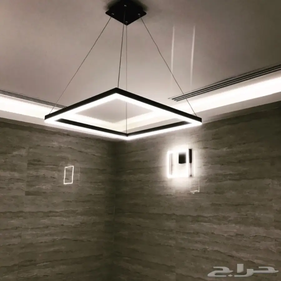 مقاول سعودي وشباب متخصصون فنيون (image 1)