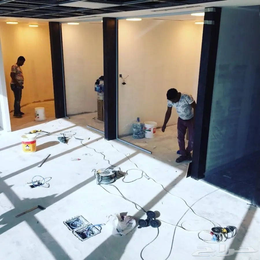 مقاول سعودي وشباب متخصصون فنيون (image 14)
