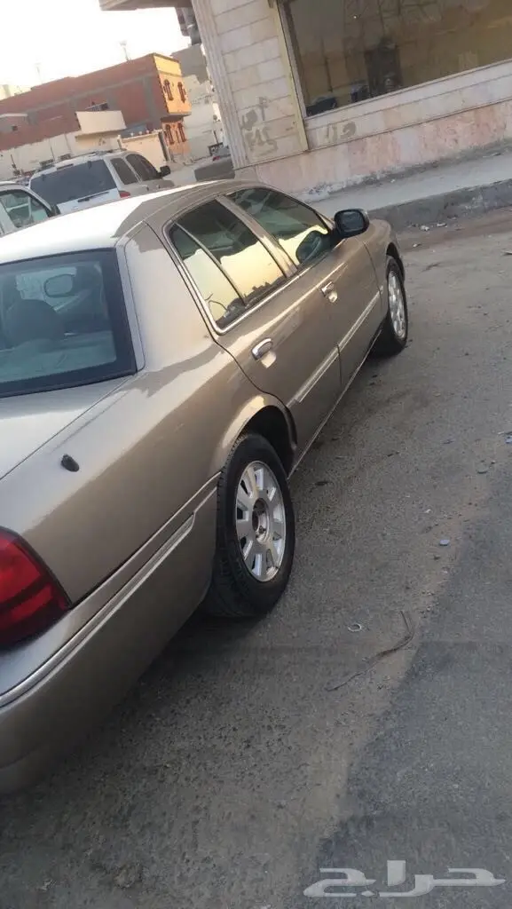 فورد ماركيز مخزن  (image 1)