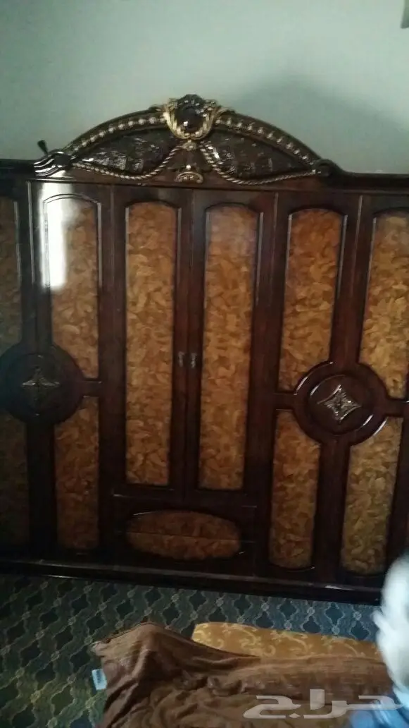 غرفه نوم شبه جديده بالمرتبه 