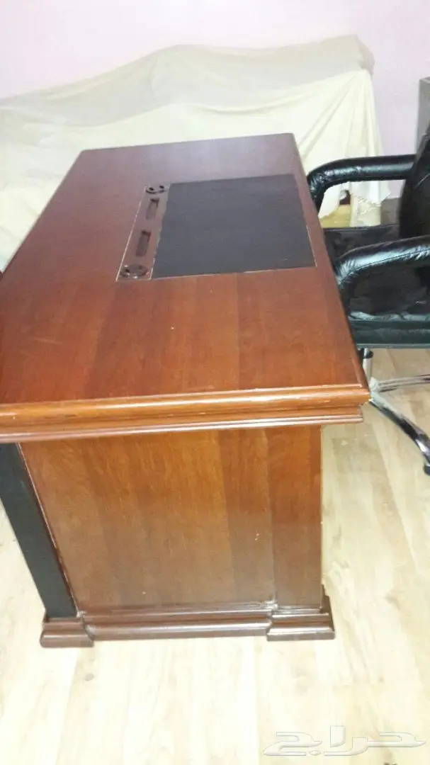 مكتب خشبي للبيع  (image 2)