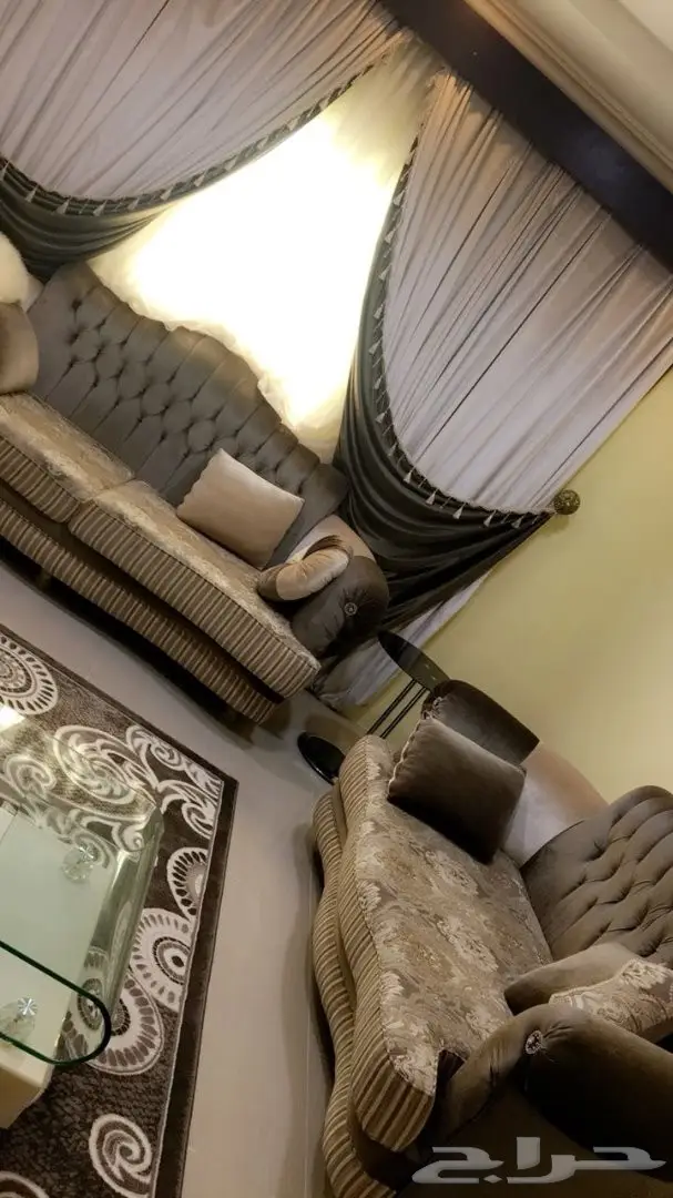 كنب مجلس شبه جديد 