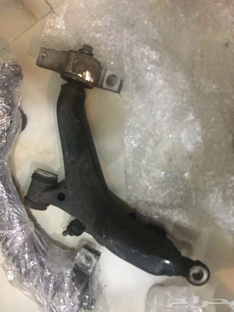 مقصات مساعدات اذرعه لكزس ES-GS-LS-IS