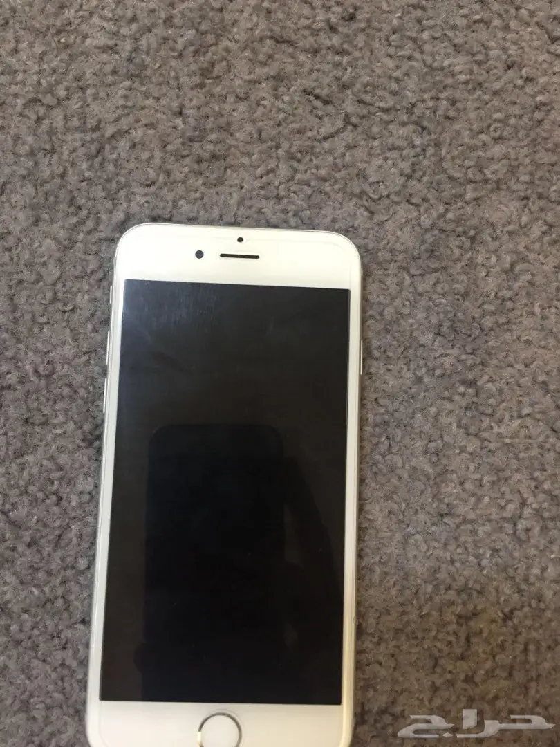 ايفون 6 ابيض 16 قيقا نظيف اغراضه كامله معه