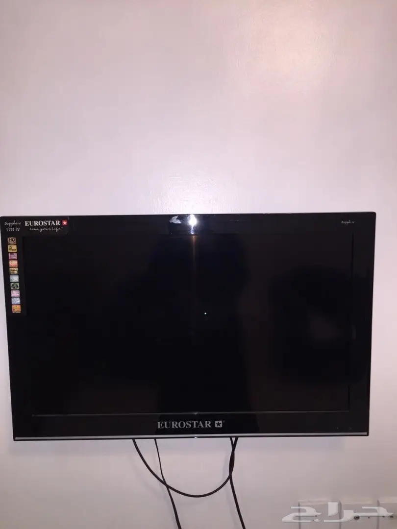 تلفزيون يورستار LED 32 بوصة - بحالة ممتازة!