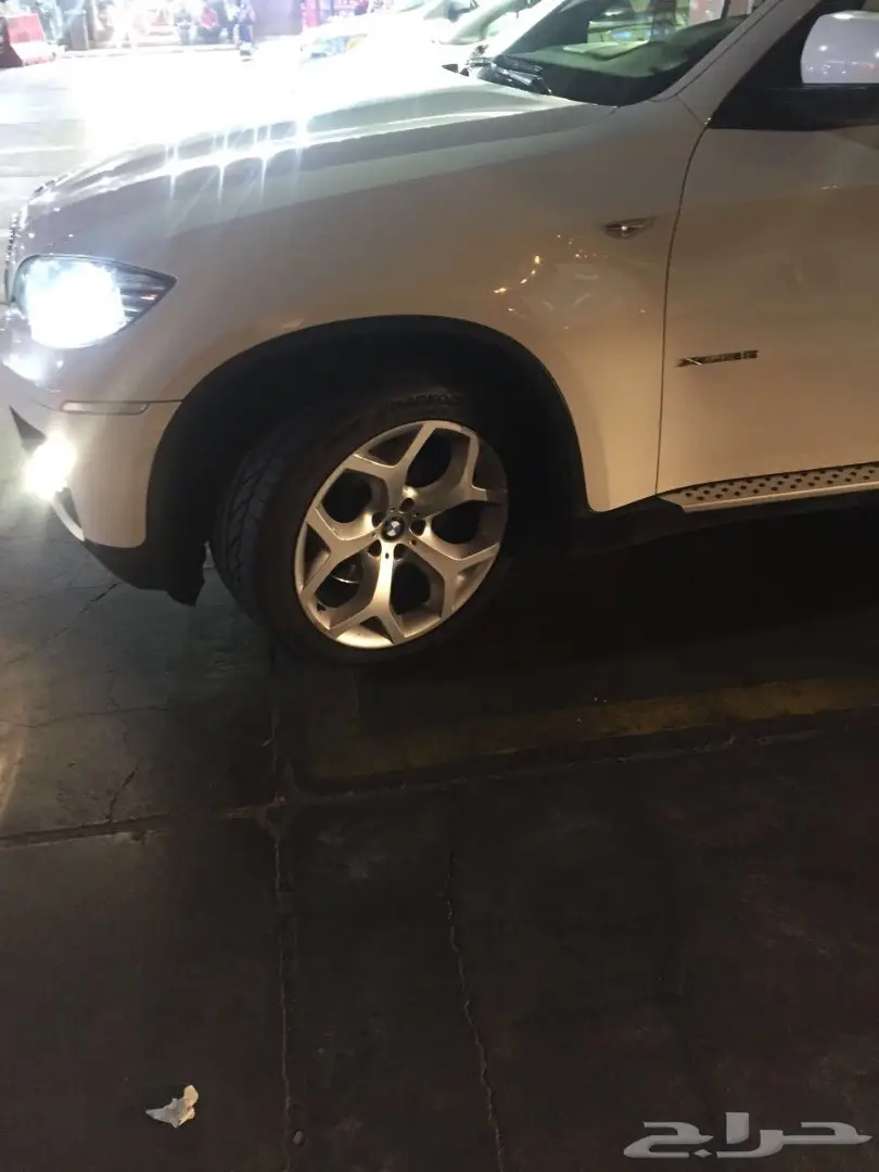 BMW X6  (image 11)