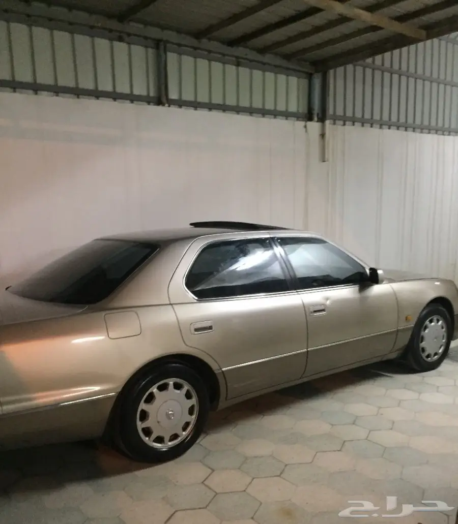 لكزس 400 ال اس سعودي موديل 95  ذهبي  (image 9)