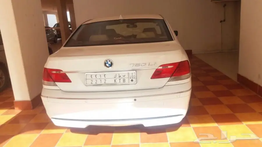 بي أم دابليو 750 li فل كامل ابيض لولي