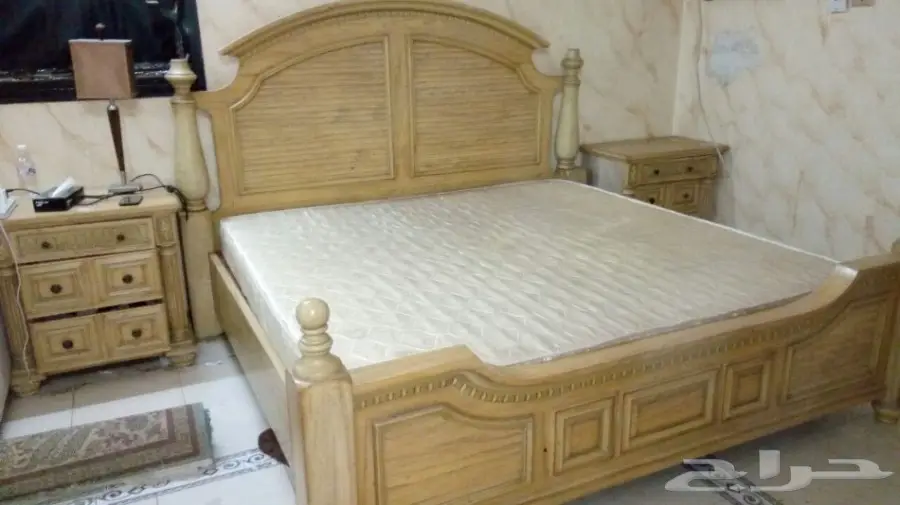 عدد 3 مكيفات وغرفة نوم وطقم كنب للبيع  (image 6)