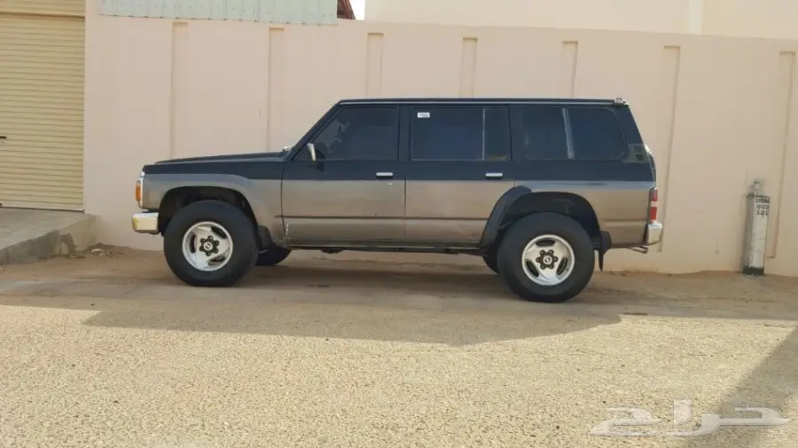 سفاري صالون 88 (image 1)