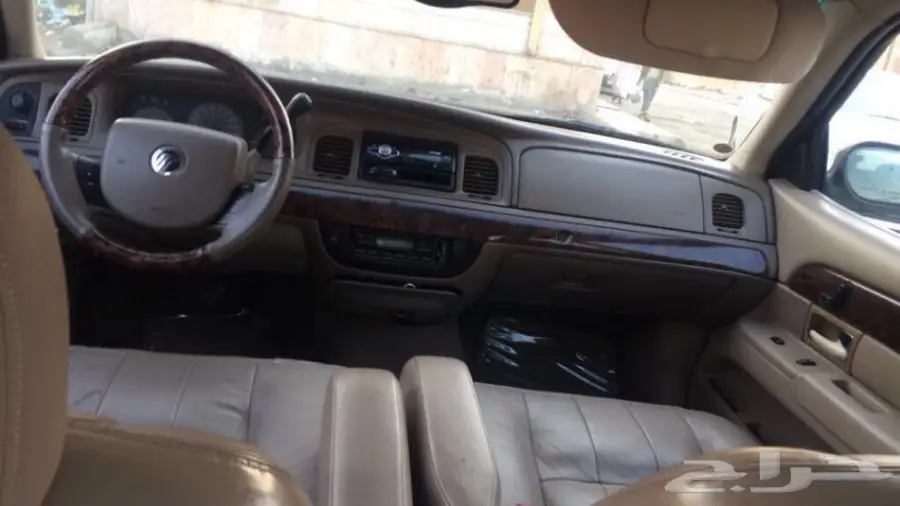 فورد ماركيز مخزن 