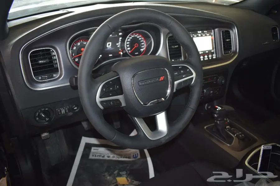 دودج تشارجر SXT 2 - فتحه شاشه - 2018 - سعودي (image 11)