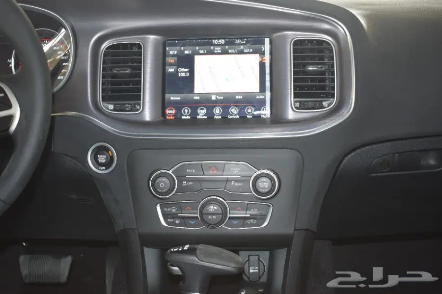 دودج تشارجر SXT 2 - فتحه شاشه - 2018 - سعودي (image 16)