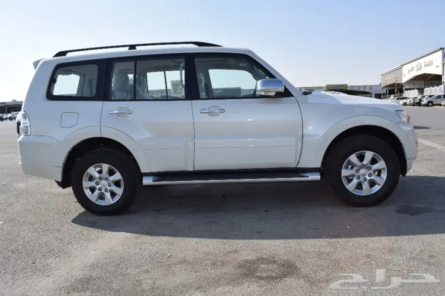 ميتسوبيشي باجيرو 2017(العسئي)فل كامل3.5 (image 4)