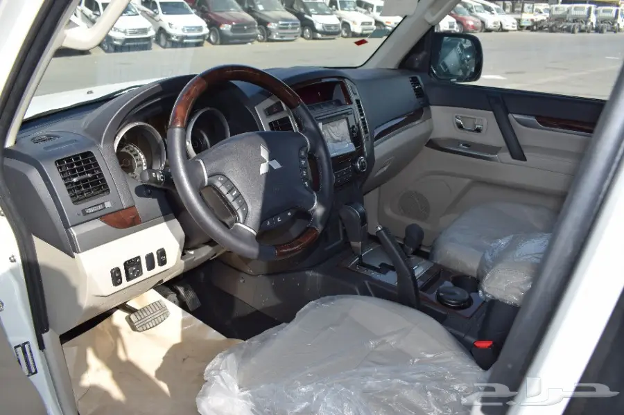 ميتسوبيشي باجيرو 2017(العسئي)فل كامل3.5 (image 9)