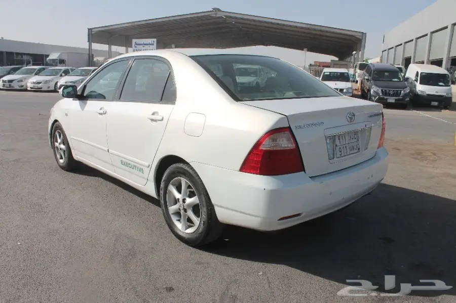 تويوتا كورولا موديل 2006 فل كامل للبيع (image 6)