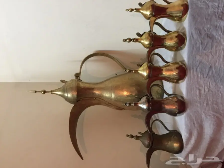 دلال قديمة تراث 