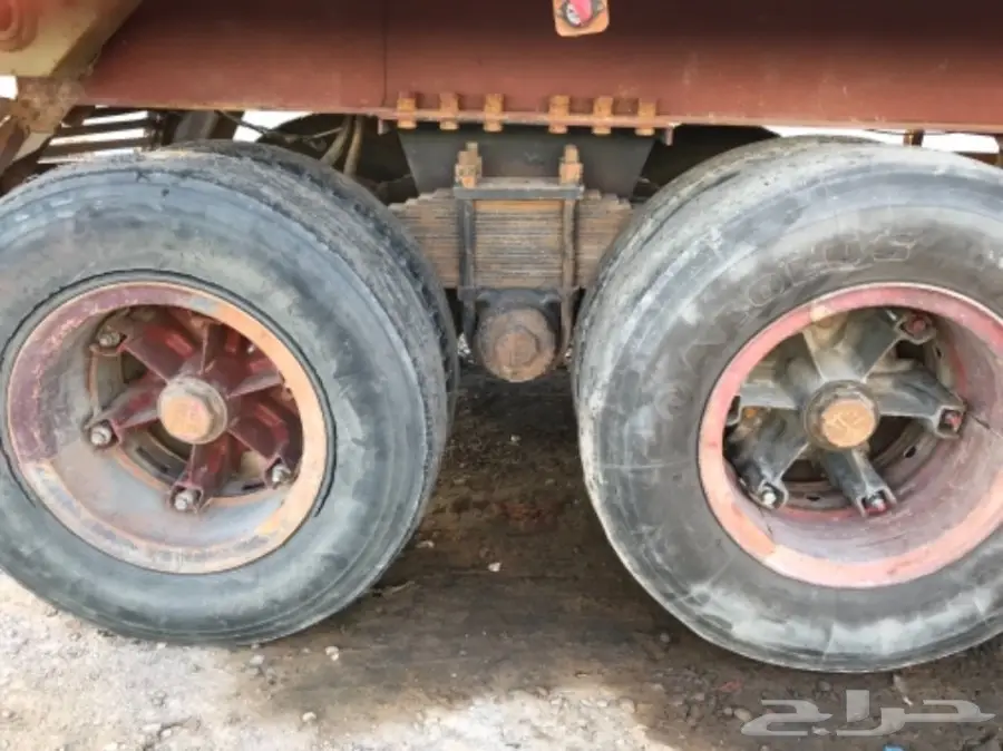 للبيع صندوق قلاب 24 م بسعر 16 الف