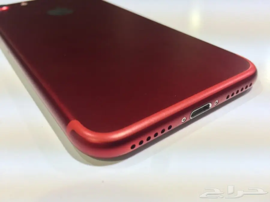 ايفون 7 احمر 128 قيقا نظيف  (image 2)