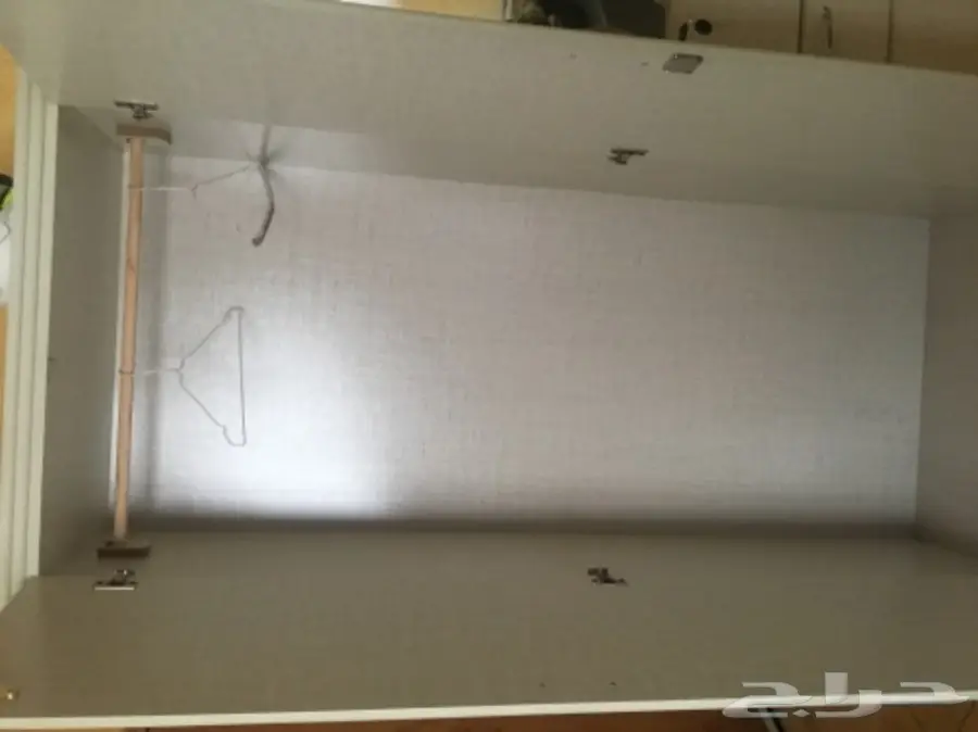 غرفة نوم شبه جديدة وبسعر مغري للبيع (image 1)