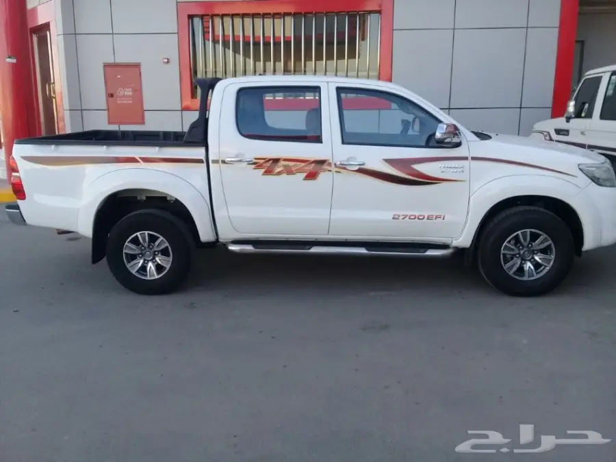 هايلوكس 2014 دبل سعودي ماشي30 (image 3)