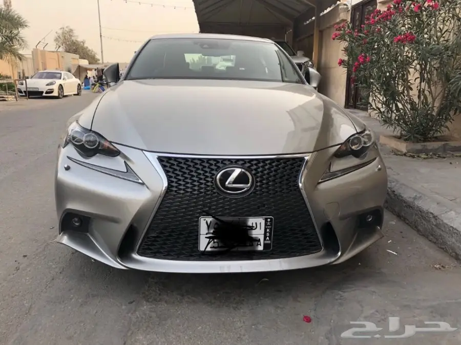 لكزس is 350 f sport 2016 (image 3)