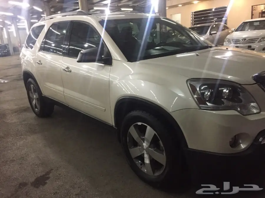 جمس اكاديا 2012 اللون لؤلؤي ماشي 146 الف (image 1)