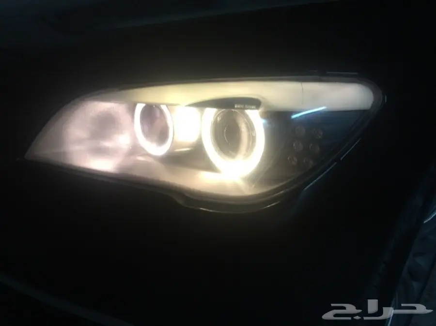 للبيع BMW 730 موديل 2012 (image 6)