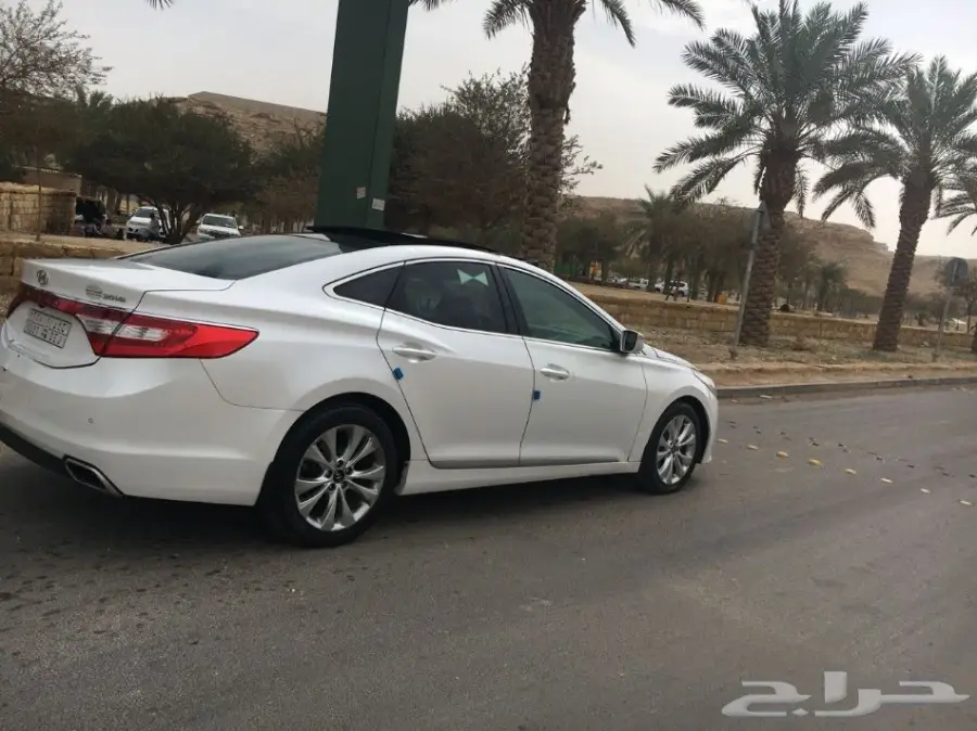 ازيرا 2015 للبيع (image 6)