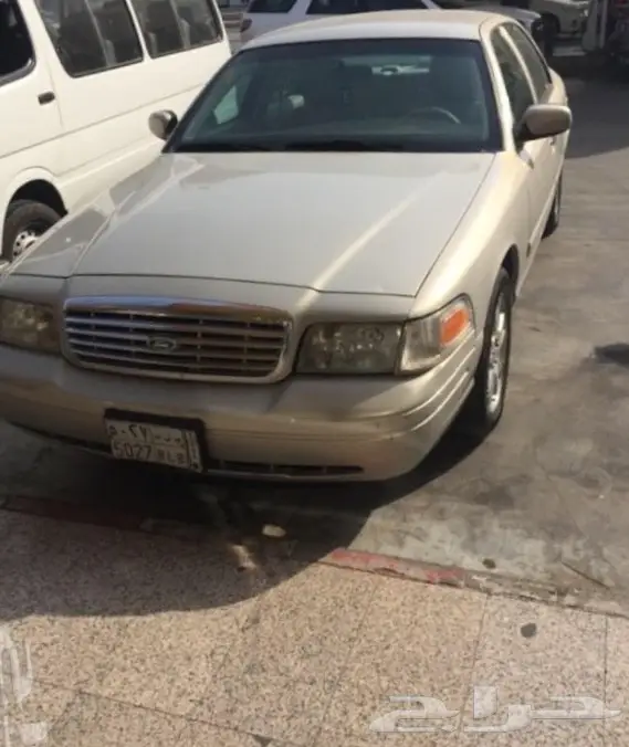 فورد فكتوريا 2012 - سعودي فل - بحالة ممتازة (image 4)