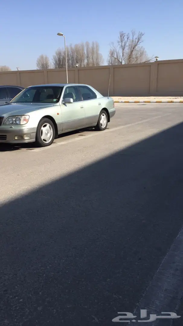 لكزس 400 موديل 99 